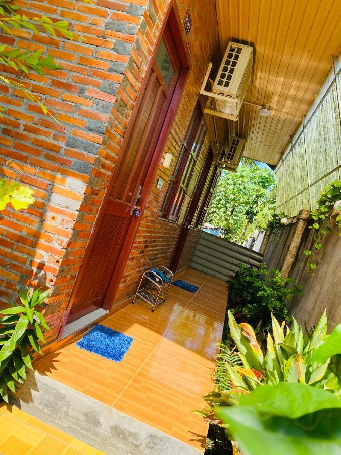 Nam Cat Tien Homestay Exteriör bild