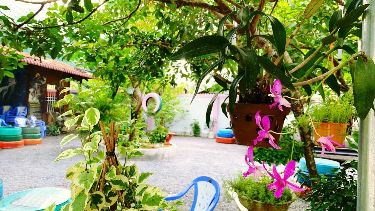 Nam Cat Tien Homestay Exteriör bild